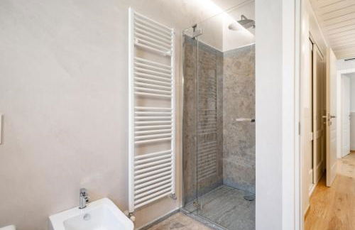 Villa Sunrise - Luxury property with pool & large private garden, few steps from the beach, ideal for families and people with mobility issues - Foto 42