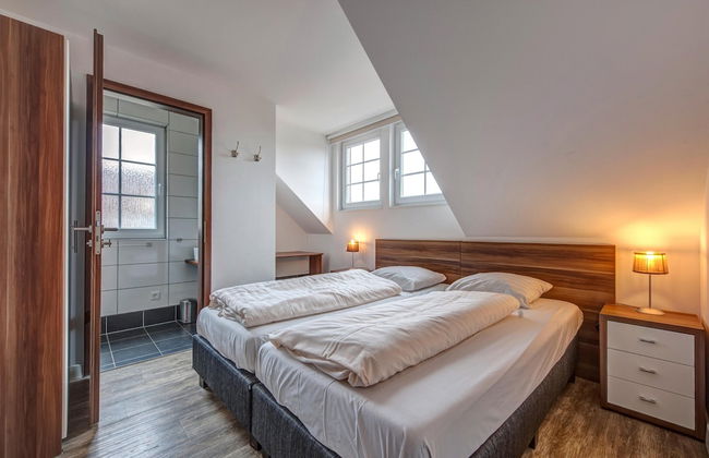 Luxury Villa with Fireplace near Reservoir in Nordeifel - Foto 2