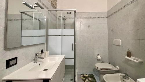Galli's House - 30' Milano, 7' Malpensa - Foto 5, towels, Shower