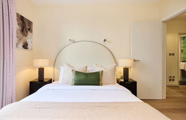 The South Hampstead Hideaway - Stylish 6bdr Home - Photo 17