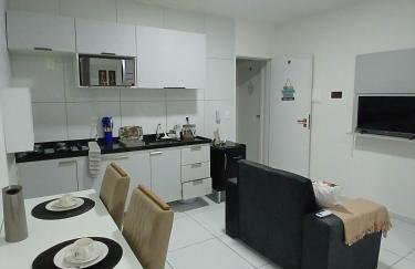 Flat 04 Tranquilo, prático e com ótima localização - Foto 2