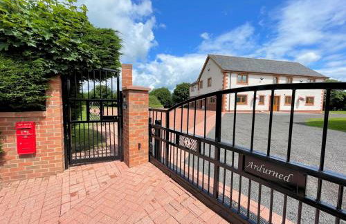 Spectacular 7BR House Hot Tub and Gardens in Gretna - Pass the Keys - Foto 67