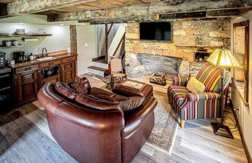 1786 Farm Cottage Honeymoon Suite Renovated 2022 - Foto 19