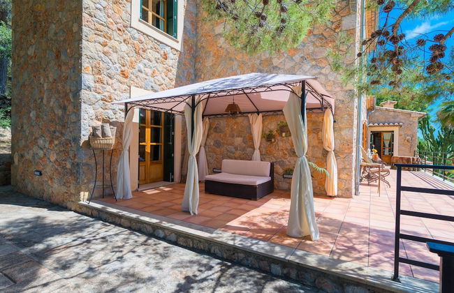 Es Pinar in Alar With 4 Bedrooms and 4 Bathrooms - Foto 9