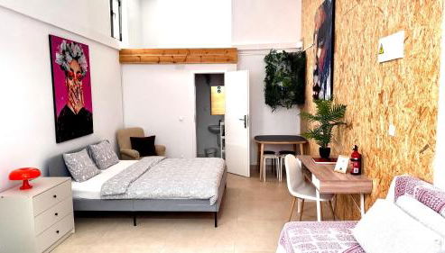 Soho Boho Apartments - with sunny rooftop terrace and fiber optic internet - Foto 5