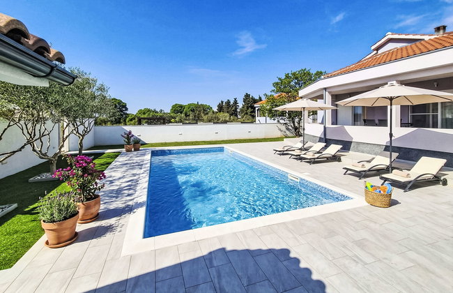 Holiday Home Anić by Interhome - Photo 4