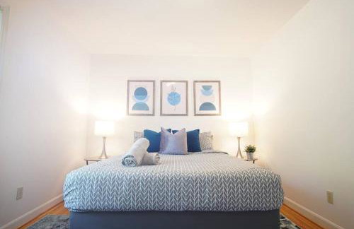 Spacious family friendly home with game room by UNC Charlotte - Foto 12