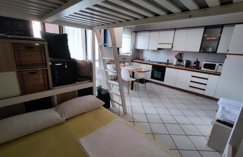 BG Airport Apartment Milhouse - Foto 13