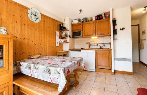 Appartement cosy 4 personnes avec WIFI et parking au pied des pistes - FR-1-505-5 - Photo 16