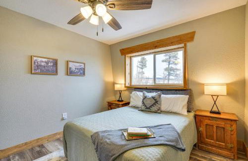 Idyllic Rye Cabin Deck with Mountain Views! - Foto 21