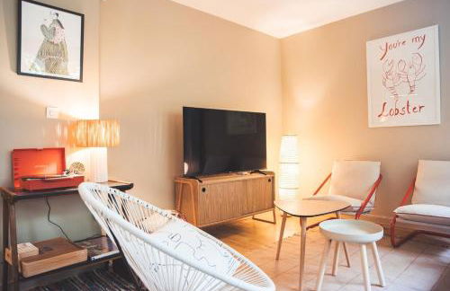 Grand appartement rénové, tout confort - Foto 1
