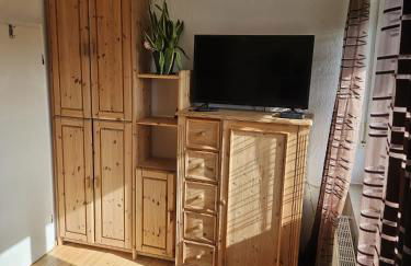 Ferienwohnung Für Gäste mit Niveau,Monteurewohnung mit 3 separaten Schlafzimmern,Parkplatz für Großes Fahrzeug vorhanden 8,5m lang - Foto 15