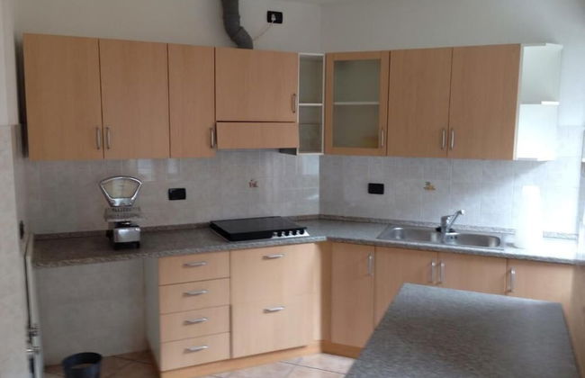 De La Tour - Photo 18