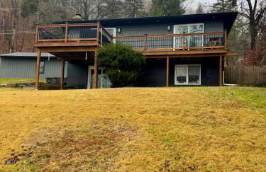 Vernon Cozy 2BD Pet-Friendly Mountain Creek - Foto 1