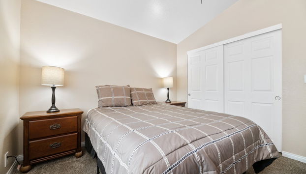 Wine Down - Foto 2, Habitación