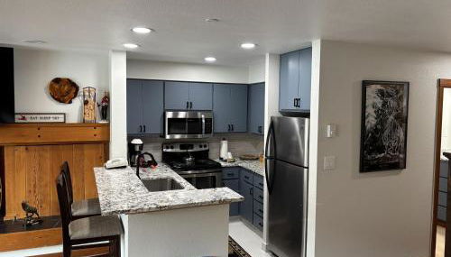 Studio in Lakeside Village, Updated Kitchen & Bath apts - Foto 4