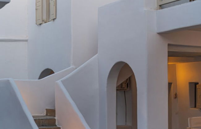 Mykonos Twins - Photo 55