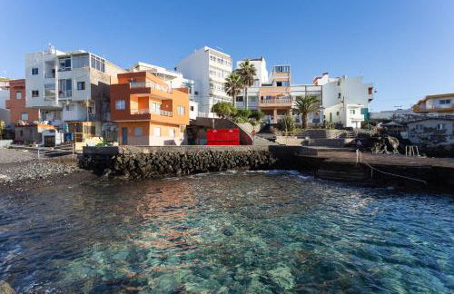 Home2Book Charming Sea Front House - Foto 38