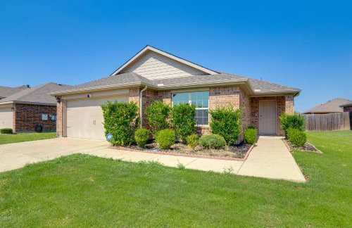 Quiet Suburban Home with Private Yard in Seagoville! - Foto 3