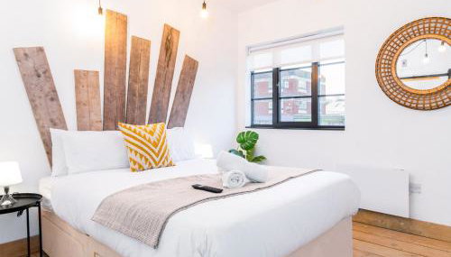 Spacious Loft Apartment - Smart TV - WiFi - On Street Parking 1NT - Foto 3