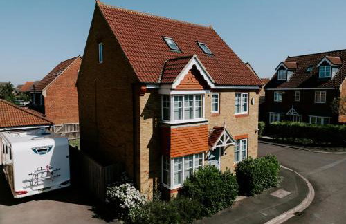 Apsley Way, 5 bed 4 bathroom house - Foto 9