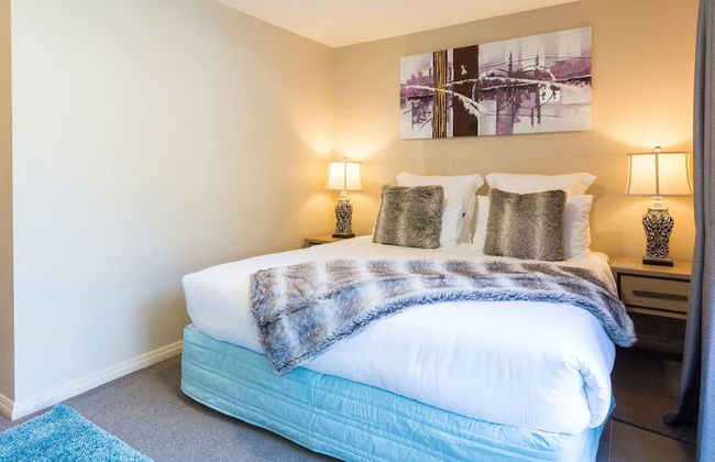 Large Distinctive AND Spacious Family Home - Foto 6