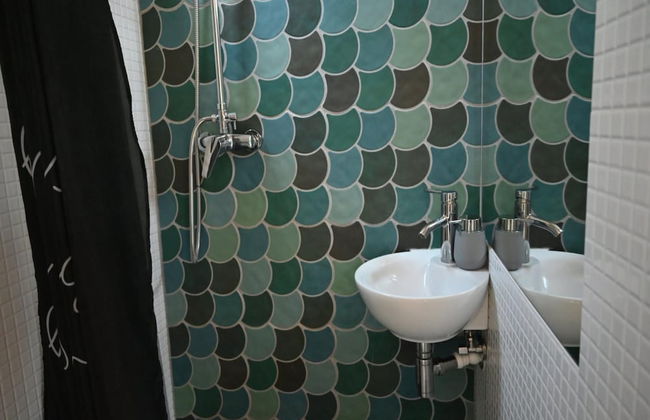 Holiday Home Right on the Lake, Sauna, Jacuzzi - Foto 32