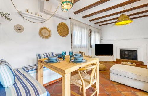 La IBICENCA & JACUZZI by XimoApartments - Photo 14