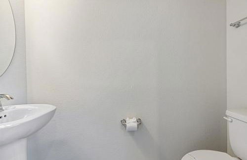 Stunning 5B45B, Heated Pool & BBQ - Photo 42