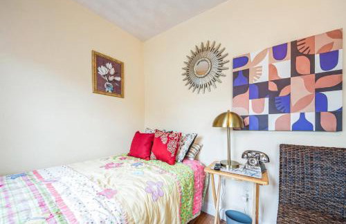 Charming Coastal Retreat in Bay St Louis home - Photo 16