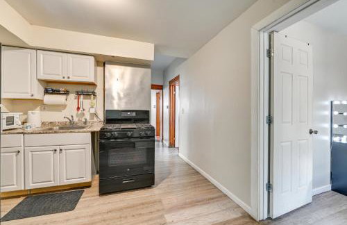Walk to Washington Park: Remote Work-Ready Apt! - Foto 9
