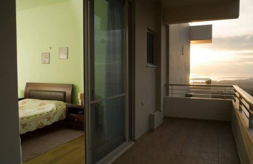 Modern Luxury Villa with Pool, just 5min to sea - Foto 23