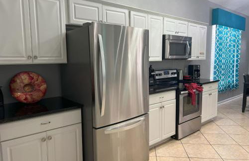 Mickey's Castle by PropertyChekker! - Foto 16