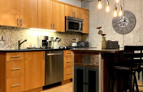 One Mississippi Ave - Adventures in Portland! - Photo 5