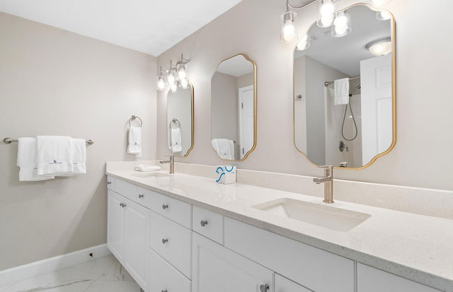 Windemere 908 with Pool Side Cabana - Foto 59