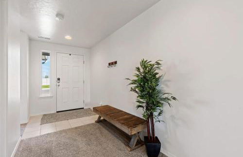 Modern Cabin Vibes, Vaulted ceilings, Sleeps 8! - Foto 26