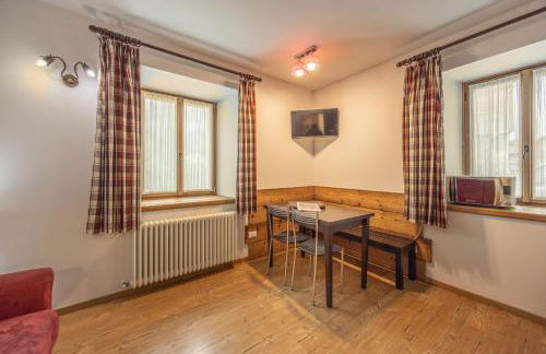 Alla Regia Wellness, con sauna e vasca idromassaggio - Photo 5