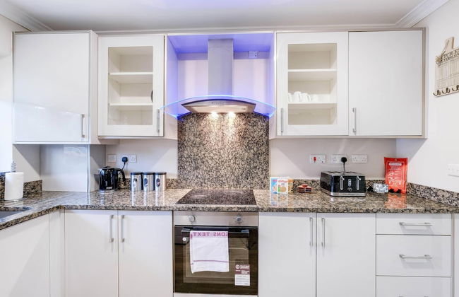 Town Center 4 Bedroom 4 bathroom House - Foto 41