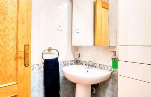 Awesome Apartment In Santa Pola - Photo 20