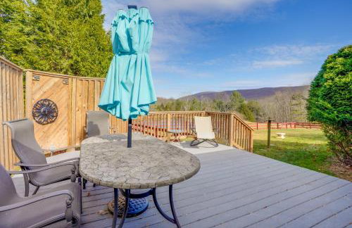 Hike and Ski Scenic Group Retreat in Wardensville - Foto 1