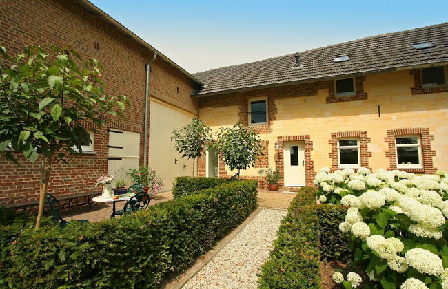 Lovely Farmhouse in Wijlre With Forest Nearby - Photo 53