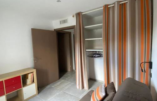 T3 au pied des Tours du Château - Foto 17