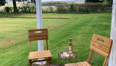 Couples Unique Stay in Bowling Club newly upgraded - Foto 4