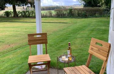 Couples Unique Stay in Bowling Club newly upgraded - Photo 4