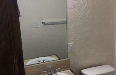 Cozy 1-BR upstairs apartment, near Fort Sill! - Photo 13