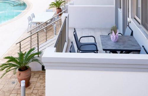 Superior family apartment w/pool dining area - Photo 19