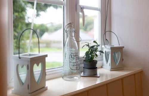 A charming pet-friendly 2-bedroom cottage - Foto 13