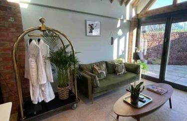 Luxury private FARM BARN, Airport, NEC - Foto 3