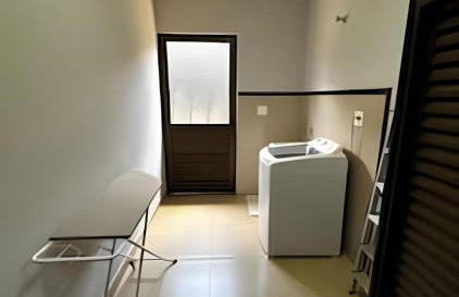 Casa incrível com piscina, hidromassagem e sauna - Foto 54