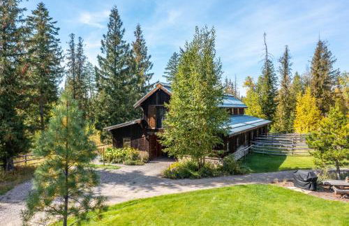 The Stalls At Whitefish - Foto 1